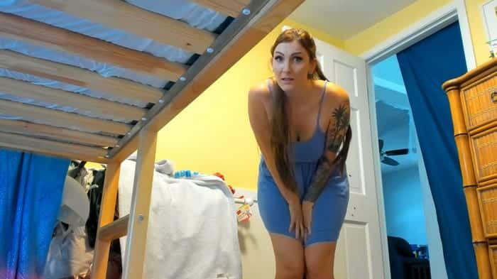 Kelly Payne – BunkedBed Trouble Makers get it From Mom