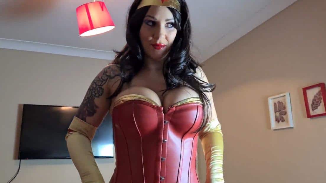 Ruby Onyx – Wonder Step Mum