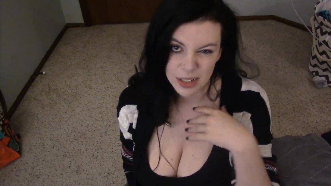 Lovely Lilith – First Lesson with Step-Mom