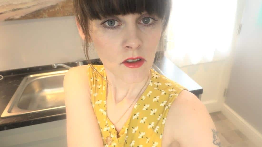 Sydney Harwin – Moms Hard Lesson