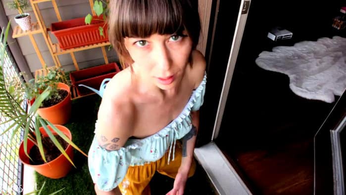 Rheasweet – Son Fucks Mommy On Patio