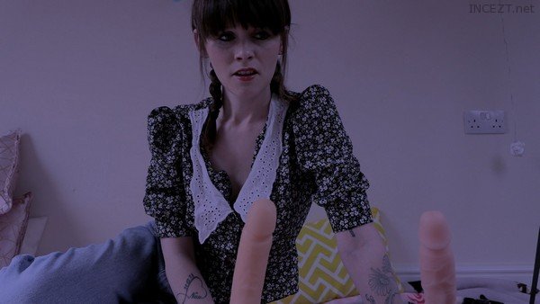 Sydney Harwin – Mom Bullied By Son And Dad