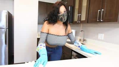 Mona Azar – Finishing What I Started