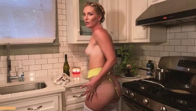 Mona Wales – Non Consensually Fucking reluctant Mom