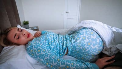 Jenny Lux – My Whore Mom Wakes Me Up In The Best Way She Knows!