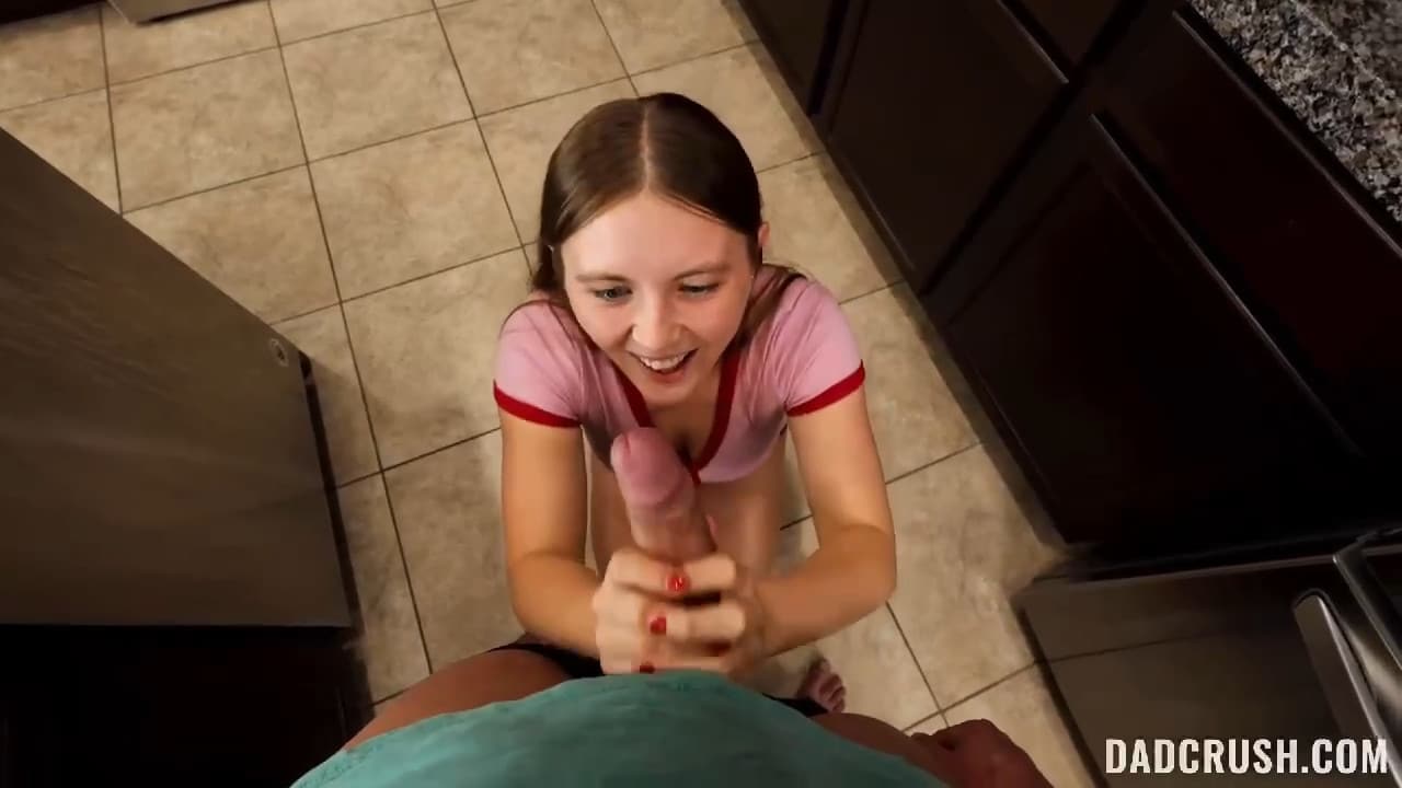 Zoey Zimmer – My Daddy’s Creampie Reward – DadCrush