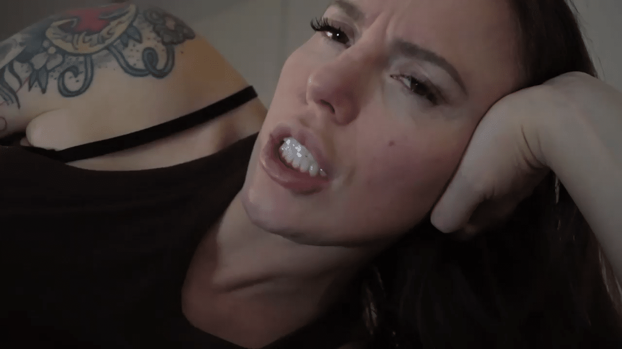 Yogabella – Mommy and Daddy talk about Daughter