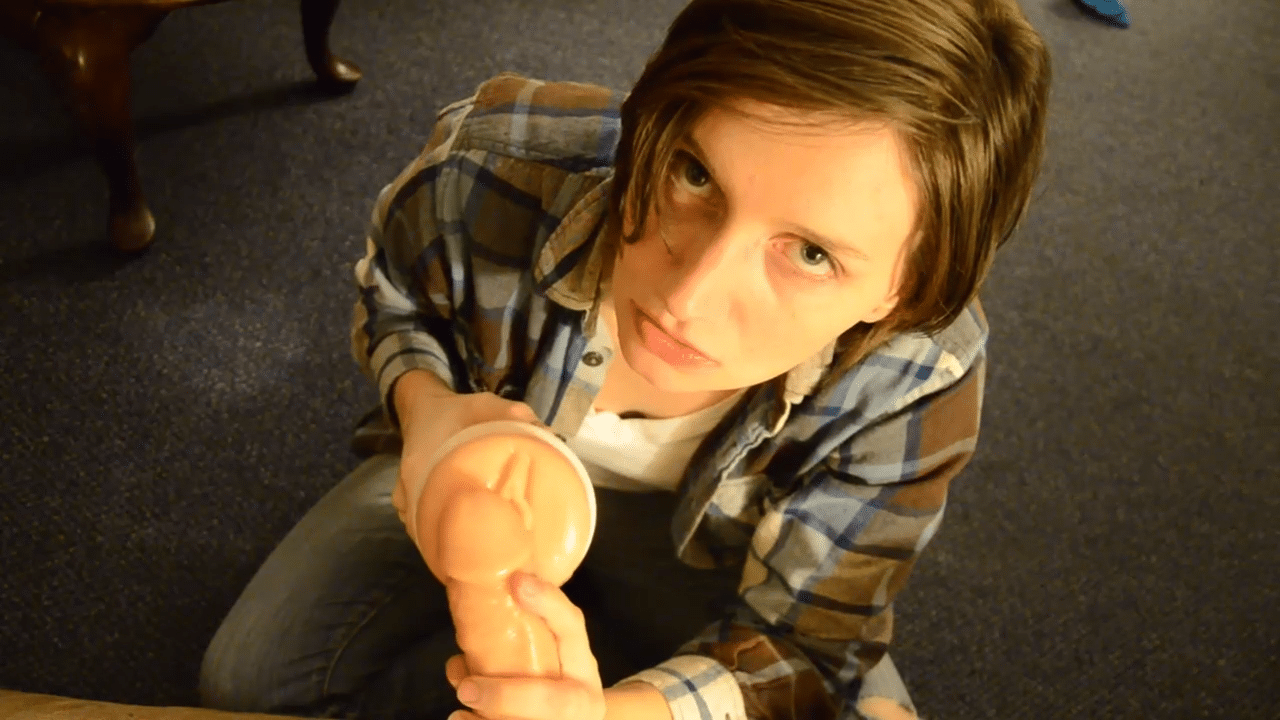 Bettie Bondage – Mom Gives You Sex Ed Lesson with a Fleshlight